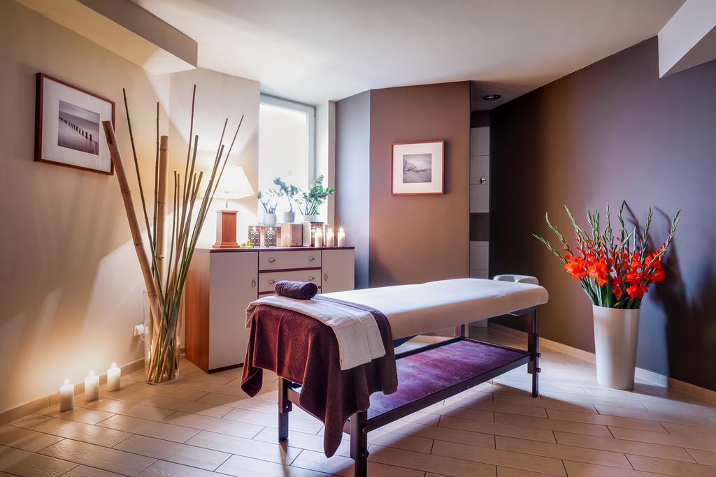 Hotel Konradowka Wellness & Spa - 300 Metrow Do Centrum Karpacz Dış mekan fotoğraf