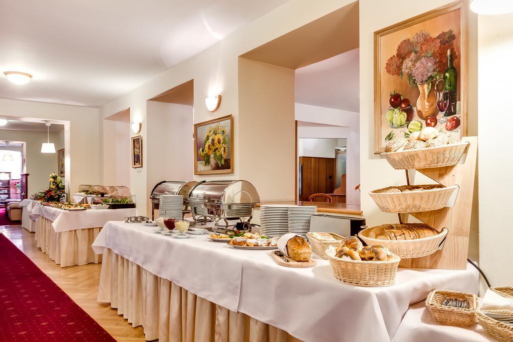 Hotel Konradowka Wellness & Spa - 300 Metrow Do Centrum Karpacz Dış mekan fotoğraf