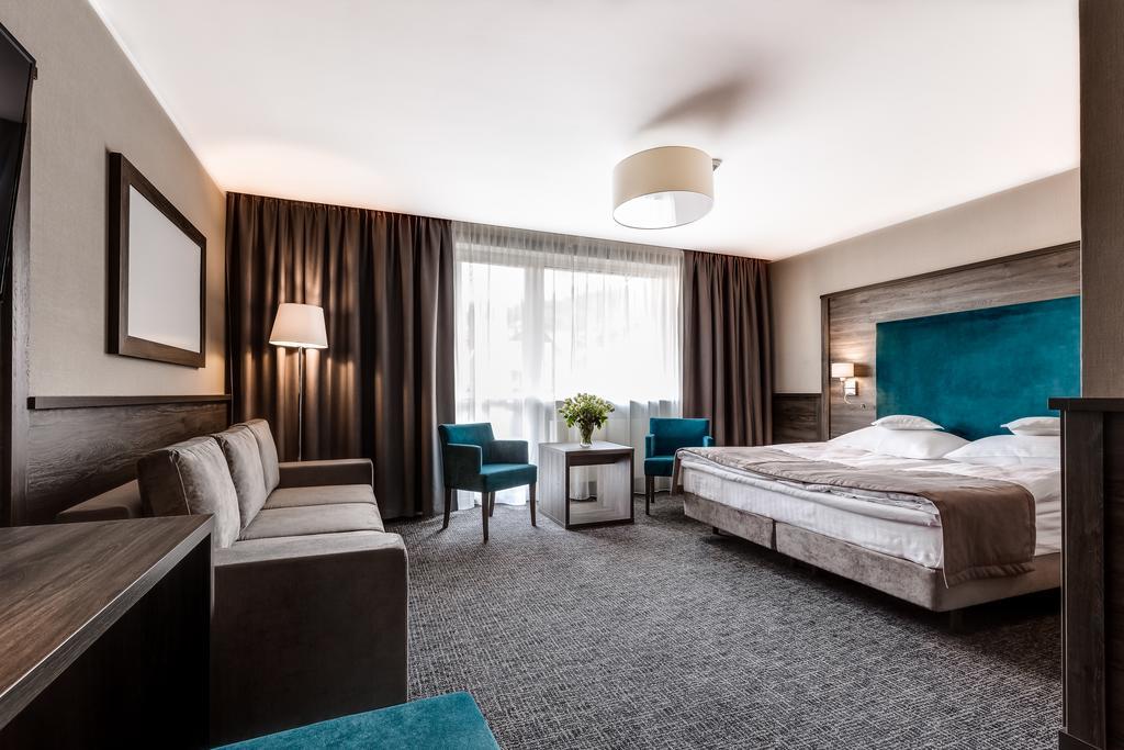 Hotel Konradowka Wellness & Spa - 300 Metrow Do Centrum Karpacz Oda fotoğraf