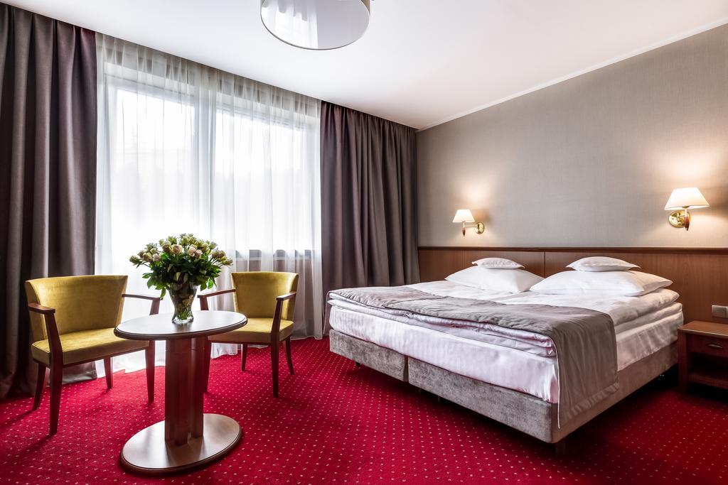 Hotel Konradowka Wellness & Spa - 300 Metrow Do Centrum Karpacz Dış mekan fotoğraf