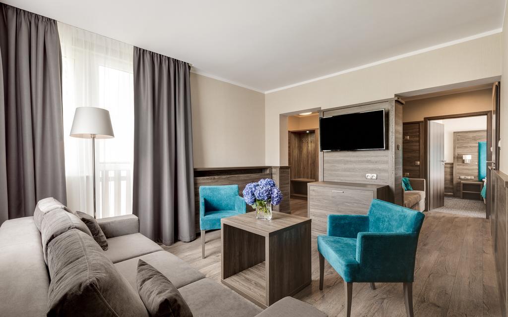 Hotel Konradowka Wellness & Spa - 300 Metrow Do Centrum Karpacz Dış mekan fotoğraf